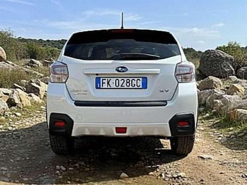 Usata Subaru XV Style 114 CV (83 kW) 2017 Bianco SUV