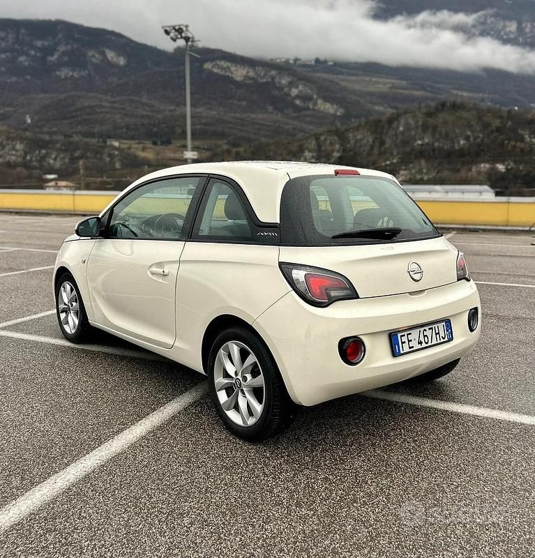 Usata Opel Adam 87 CV (63 kW) 2016 Bianco Utilitaria