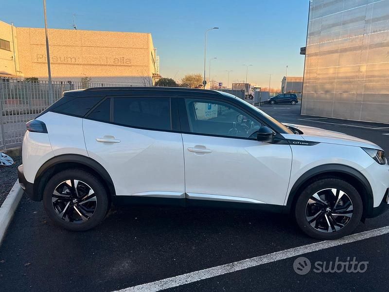Usata Peugeot 2008 GT-line 131 CV (96 kW) 2020 SUV