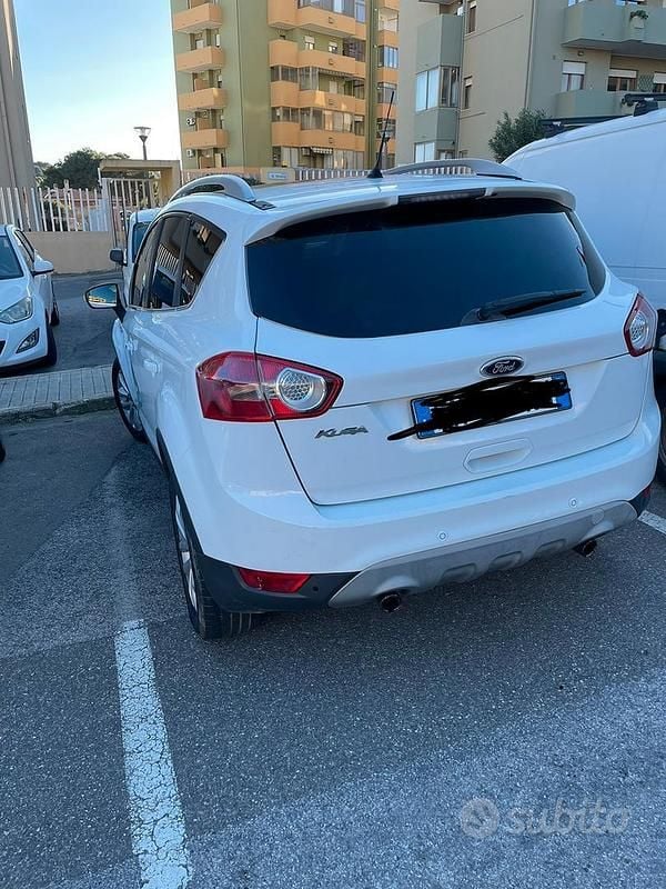 Usata Ford Kuga Titanium 140 CV (102 kW) 2012 Bianco SUV