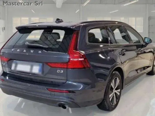 Usata Volvo V60 Business Edition 150 CV (110 kW) 2019 Grigio Station wagon