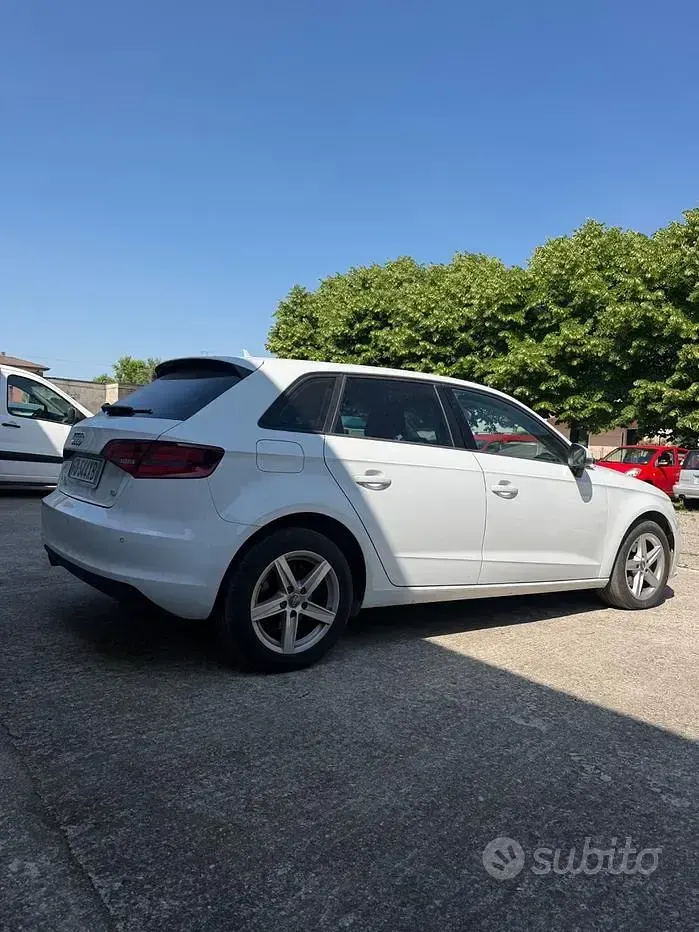 Usata Audi A3 Ambition 110 CV (80 kW) 2016 Bianco Berlina