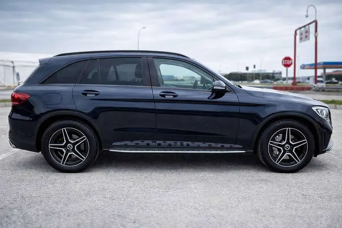 Usado Mercedes GLC300e Premium Plus 194 CV (142 kW) 2022 SUV