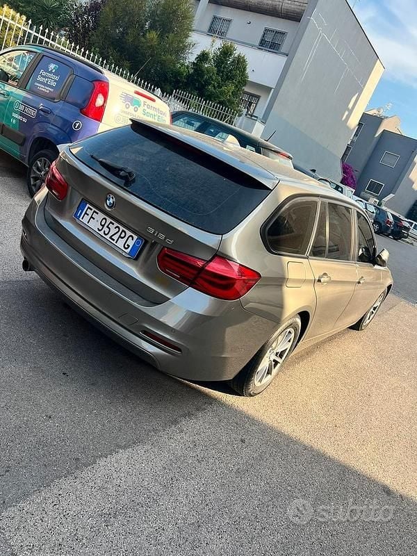 Usata BMW 318 Comfort Edition 150 CV (110 kW) 2016 Station wagon