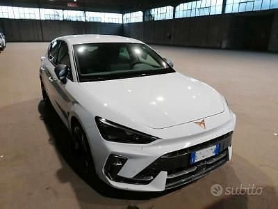 Usata Cupra Leon 150 CV (110 kW) 2025 Bianco Berlina