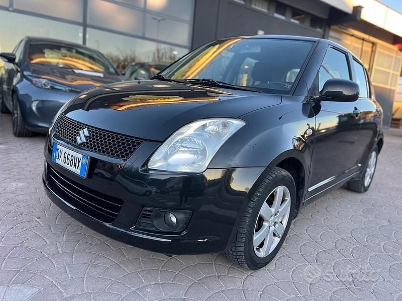Usata Suzuki Swift 92 CV (67 kW) 2009 Nero Utilitaria