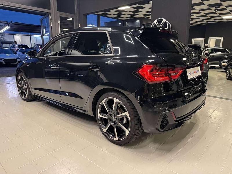 Usata Audi A1 Ambiente 116 CV (85 kW) 2025 Nero metallizzato SUV