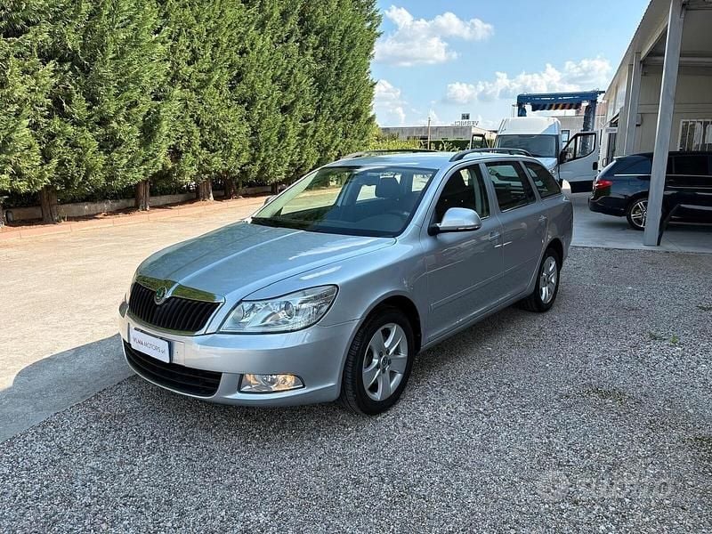 Usata 2012 Skoda Octavia Ambition Station wagon | 7500 € - Immagine 1/4