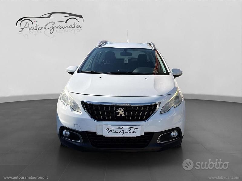 Usata Peugeot 2008 Active 74 CV (54 kW) 2017 Bianco SUV