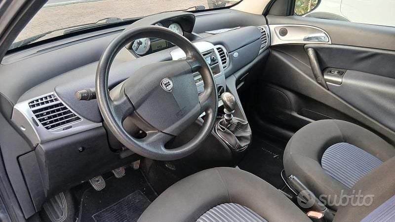 Usata Lancia Ypsilon 2007 Utilitaria