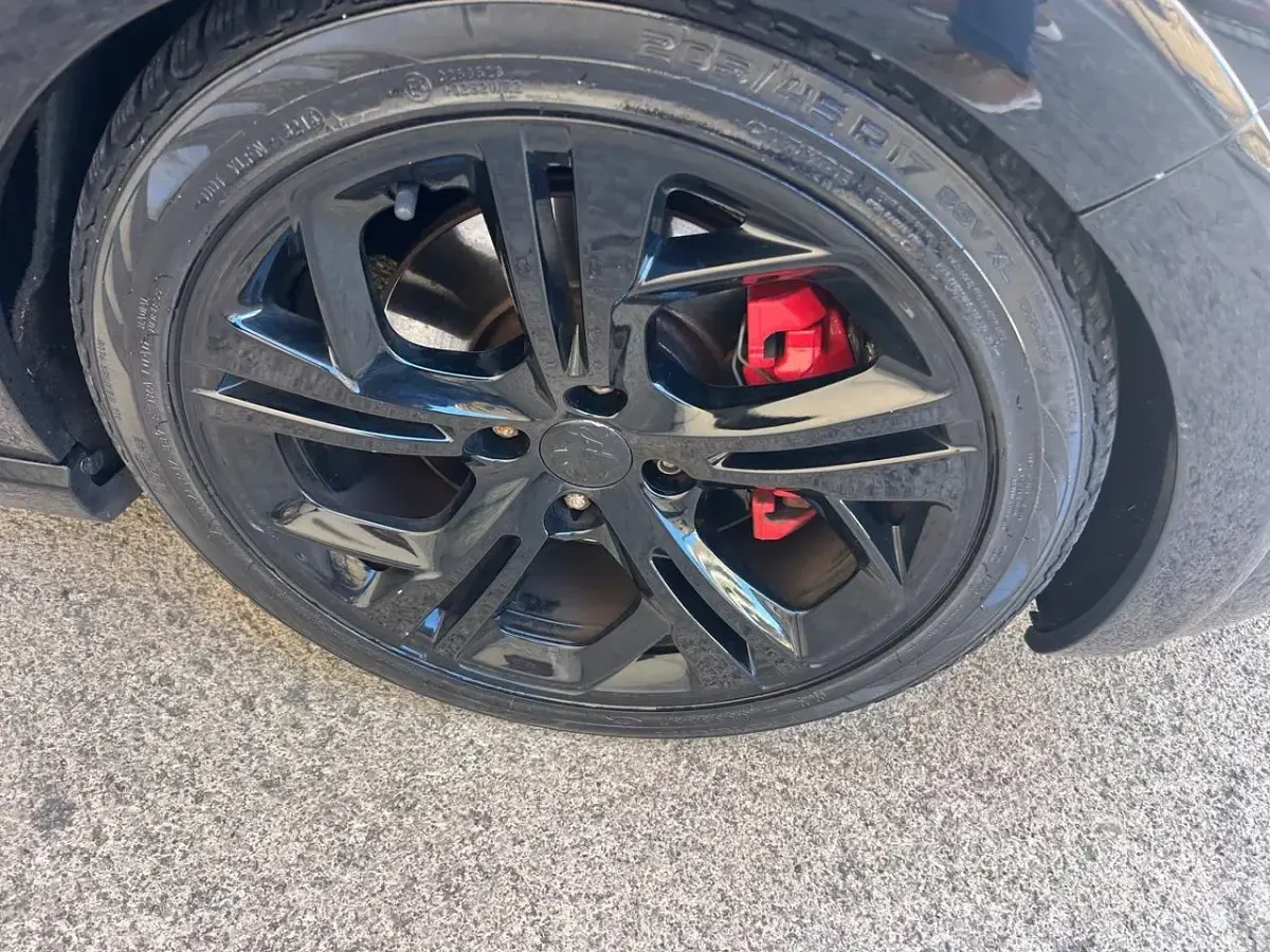 Usata Peugeot 208 GTi 200 CV (147 kW) 2015 Nero Utilitaria