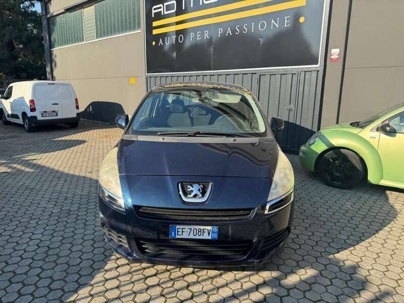Blu Usata 2010 Peugeot 5008 Business-Line Monovolume | 2300 € (Super prezzo) - Immagine 1/4
