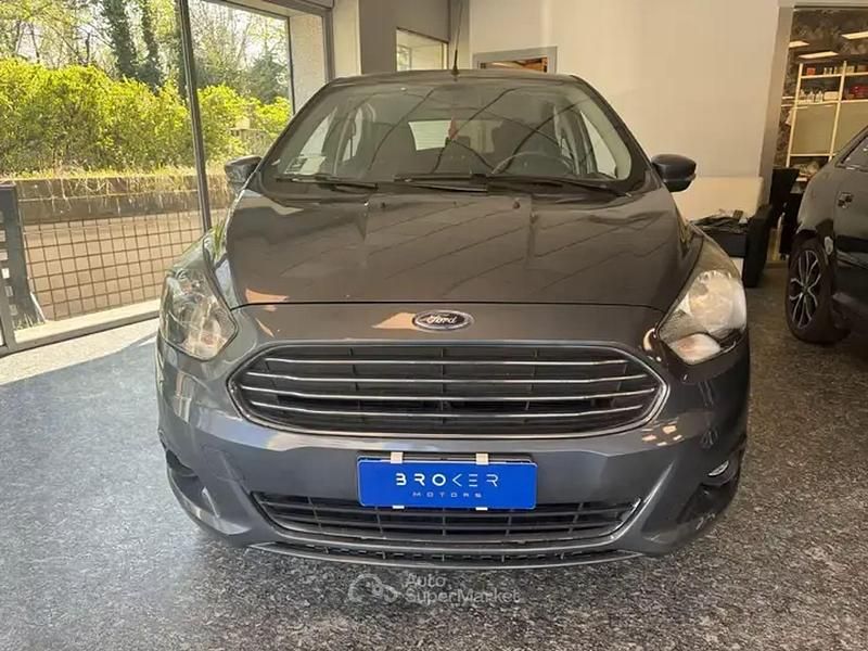 Begagnad Ford Ka Plus 71 HK (52 kW) 2018 Grå Halvkombi