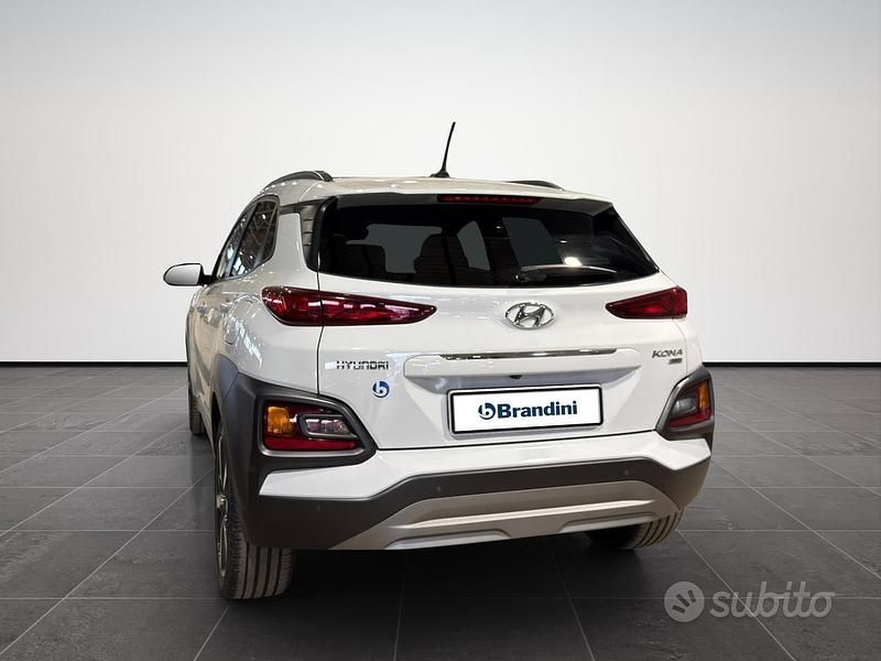 Usata Hyundai Kona Xpossible 177 CV (130 kW) 2018 Bianco SUV
