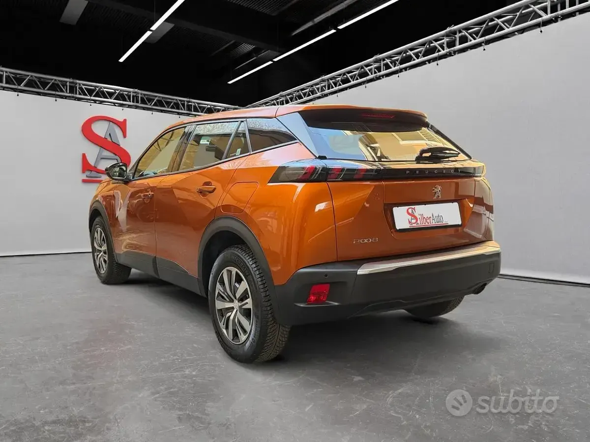 Occasion Peugeot 2008 Active 102 ch (75 kW) 2022 Marron SUV