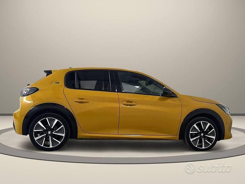 Usata Peugeot 208 GT 100 kW (136 CV) 2021 Giallo Utilitaria