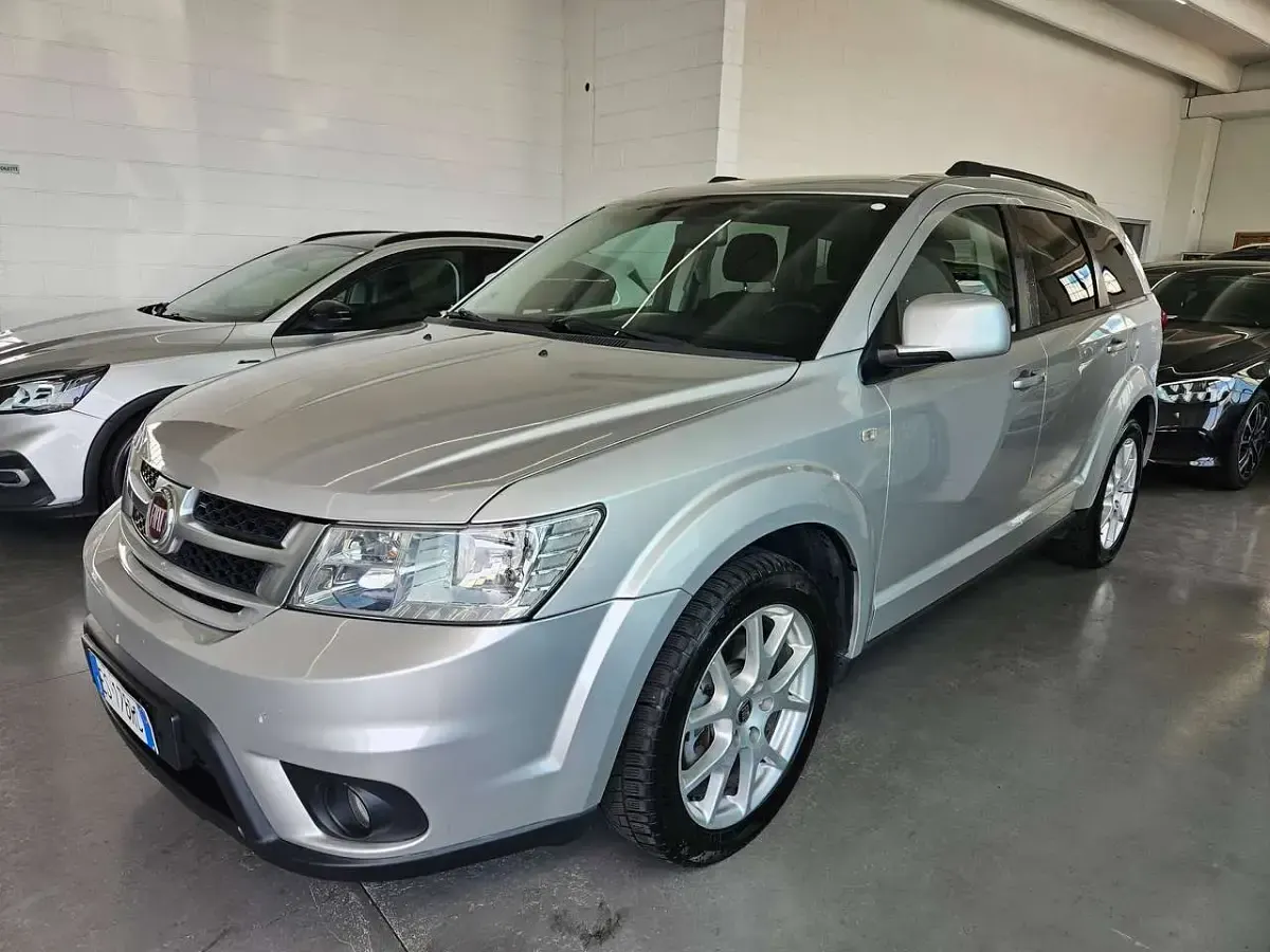 Usata Fiat Freemont Urban 170 CV (125 kW) 2013 Argento SUV