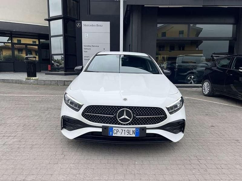Usata Mercedes A200 AMG Line Premium Plus 150 CV (110 kW) 2023 Berlina
