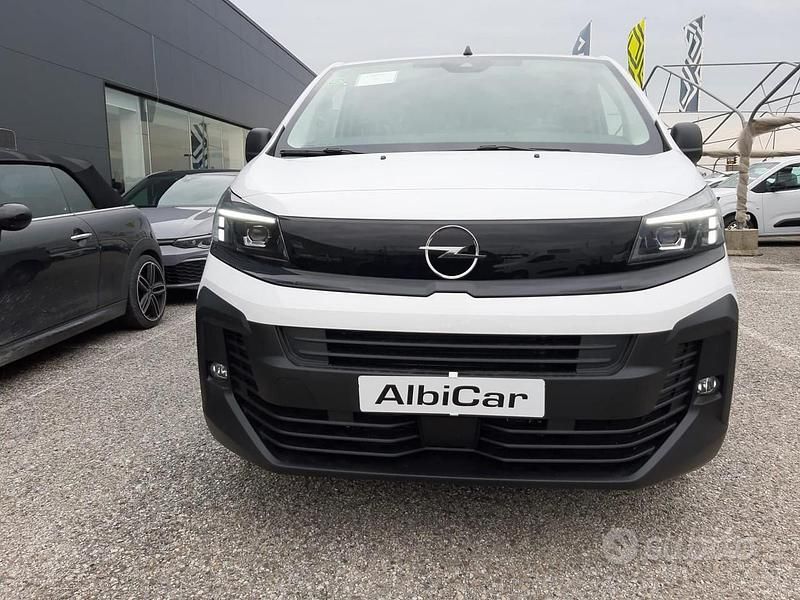 Usata Opel Vivaro S 120 CV (88 kW) 2024 Bianco Monovolume