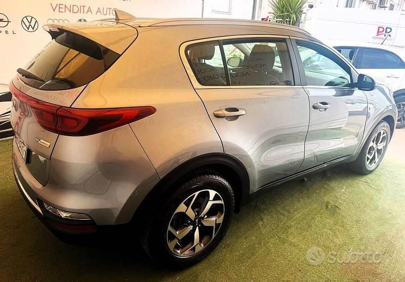 Usata Kia Sportage 136 CV (100 kW) 2021 Grigio SUV