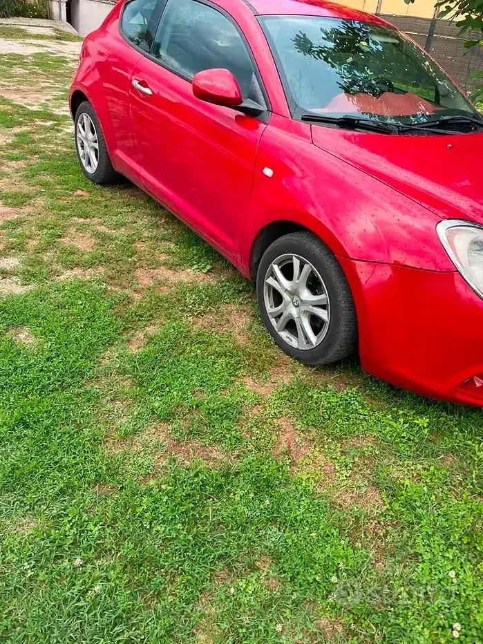 Usata Alfa Romeo MiTo 77 CV (56 kW) 2011 Rosso Utilitaria