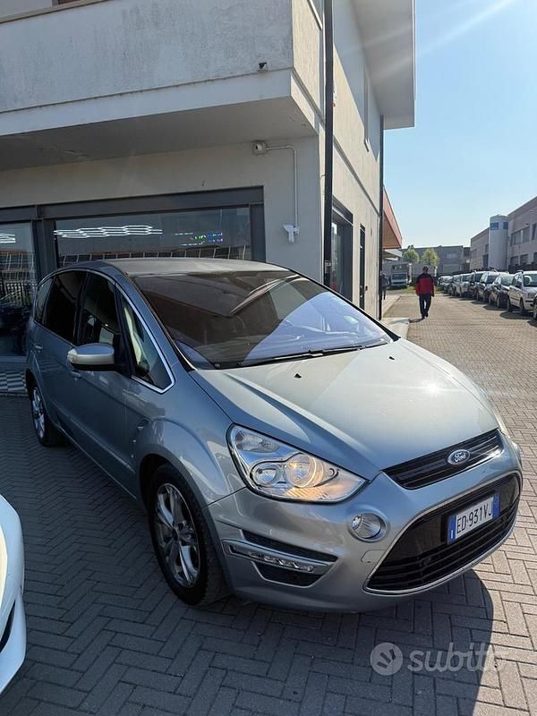 Usata Ford S-MAX Titanium 163 CV (119 kW) 2010 Grigio Monovolume