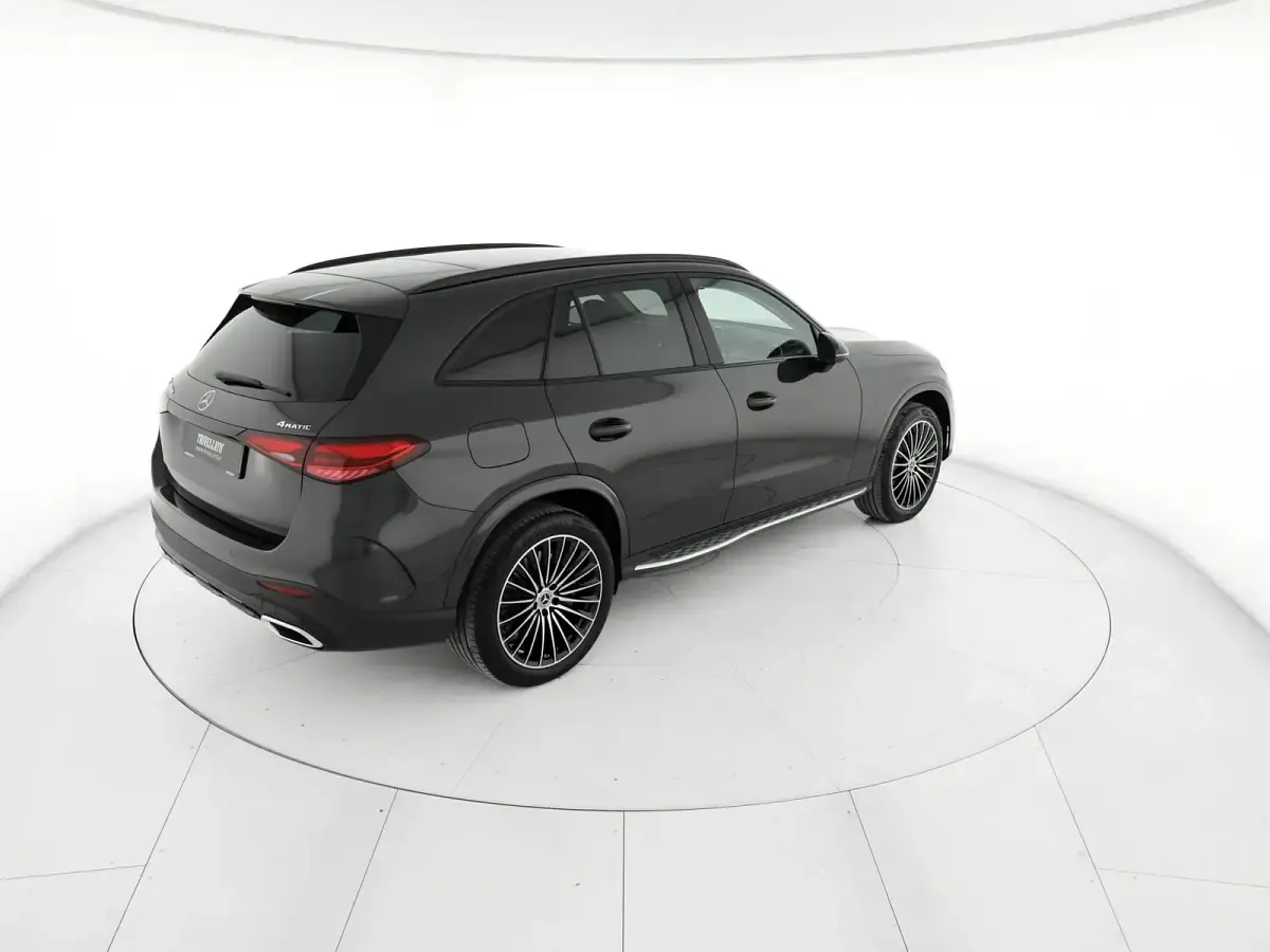 Usata Mercedes GLC300de Advanced Plus 333 CV (244 kW) 2025 Argento high tech SUV