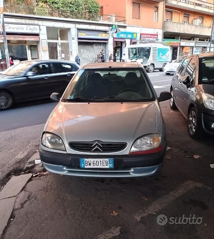 Usata Citroën Saxo 75 CV (55 kW) 2001 Utilitaria