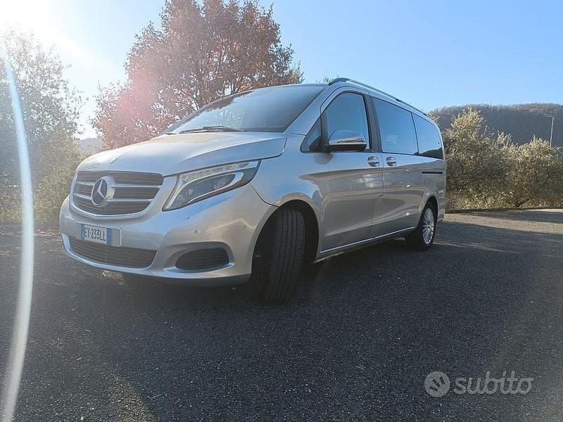 Usata Mercedes V220 Executive 163 CV (119 kW) 2015 Grigio Monovolume