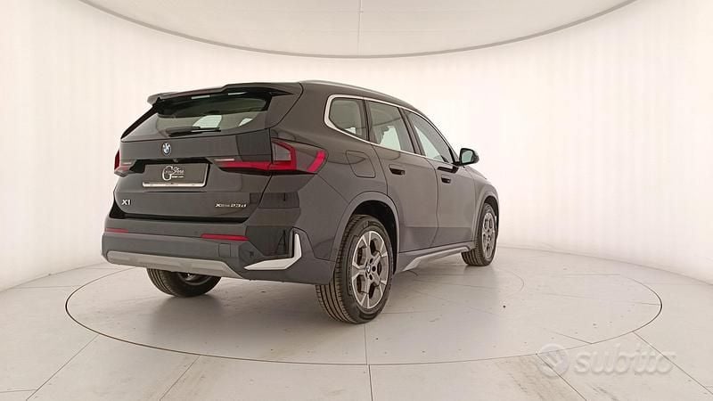 Usata BMW X1 xLine 197 CV (144 kW) 2022 Nero SUV