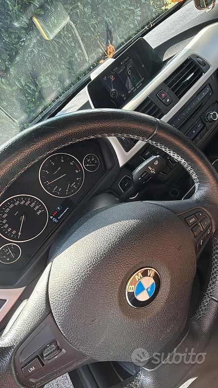 Usata BMW 318 Comfort Edition 150 CV (110 kW) 2015 Grigio Station wagon