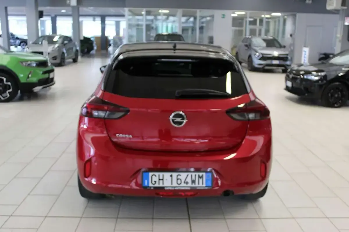 Usata Opel Blitz Edition 75 CV (55 kW) 2022 Rosso Berlina