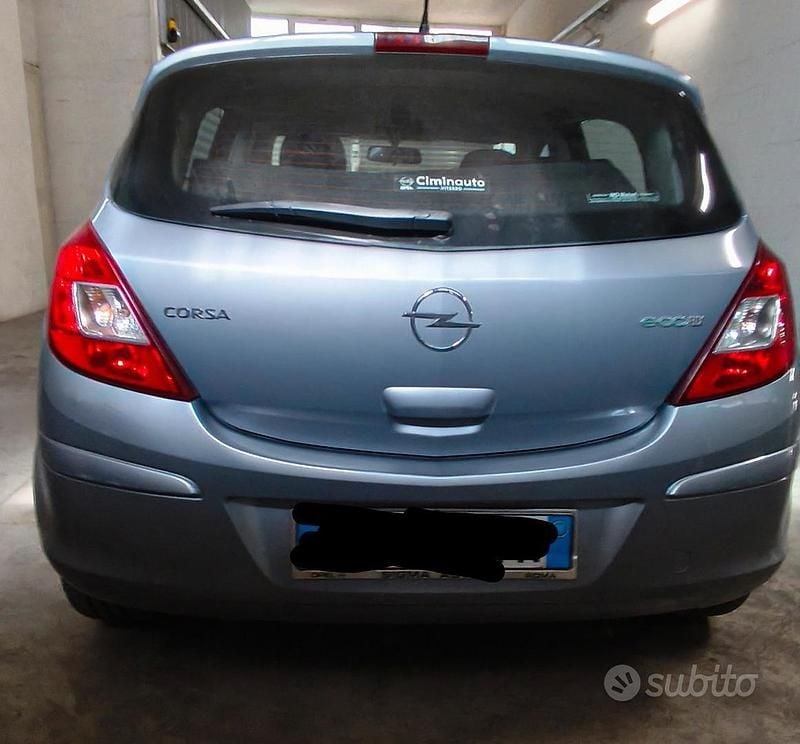 Usata Opel Corsa 75 CV (55 kW) 2009 Grigio Utilitaria