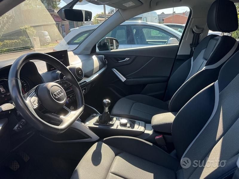 Usata Audi Q2 Business 116 CV (85 kW) 2019 Grigio SUV