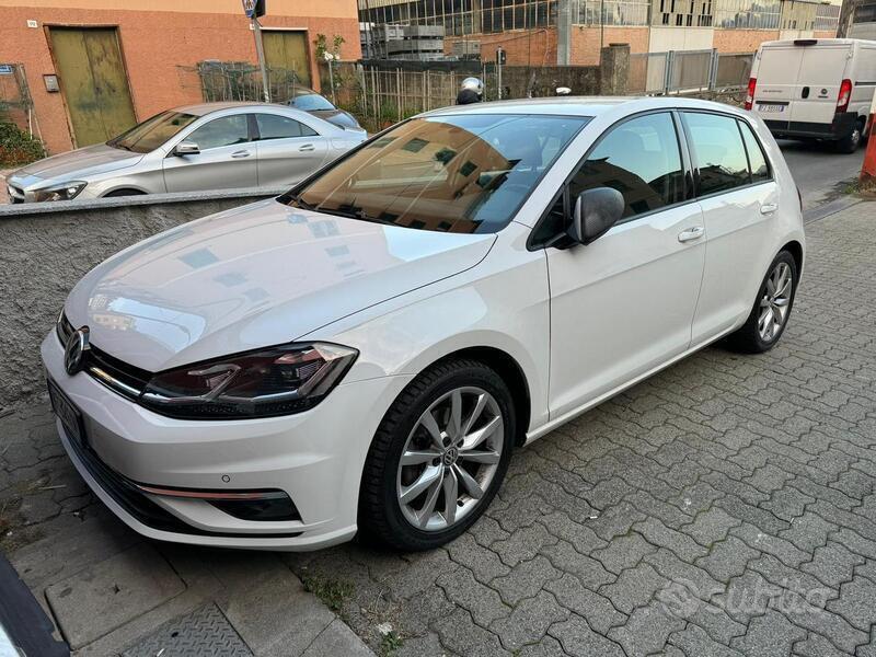 Usato 2018 VW Golf 1.6 Diesel 110 CV (16.000 €)
