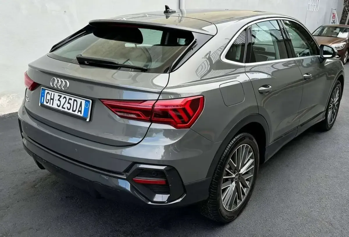 Usata Audi Q3 Sportback S-Line 150 CV (110 kW) 2021 Other SUV