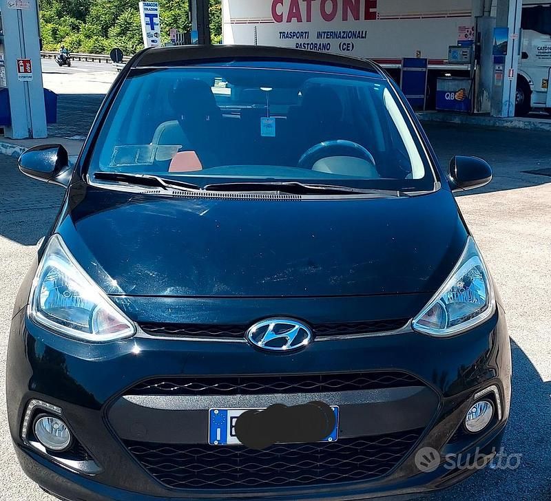 Usata Hyundai i10 Edition 69 CV (50 kW) 2015 Nero Utilitaria