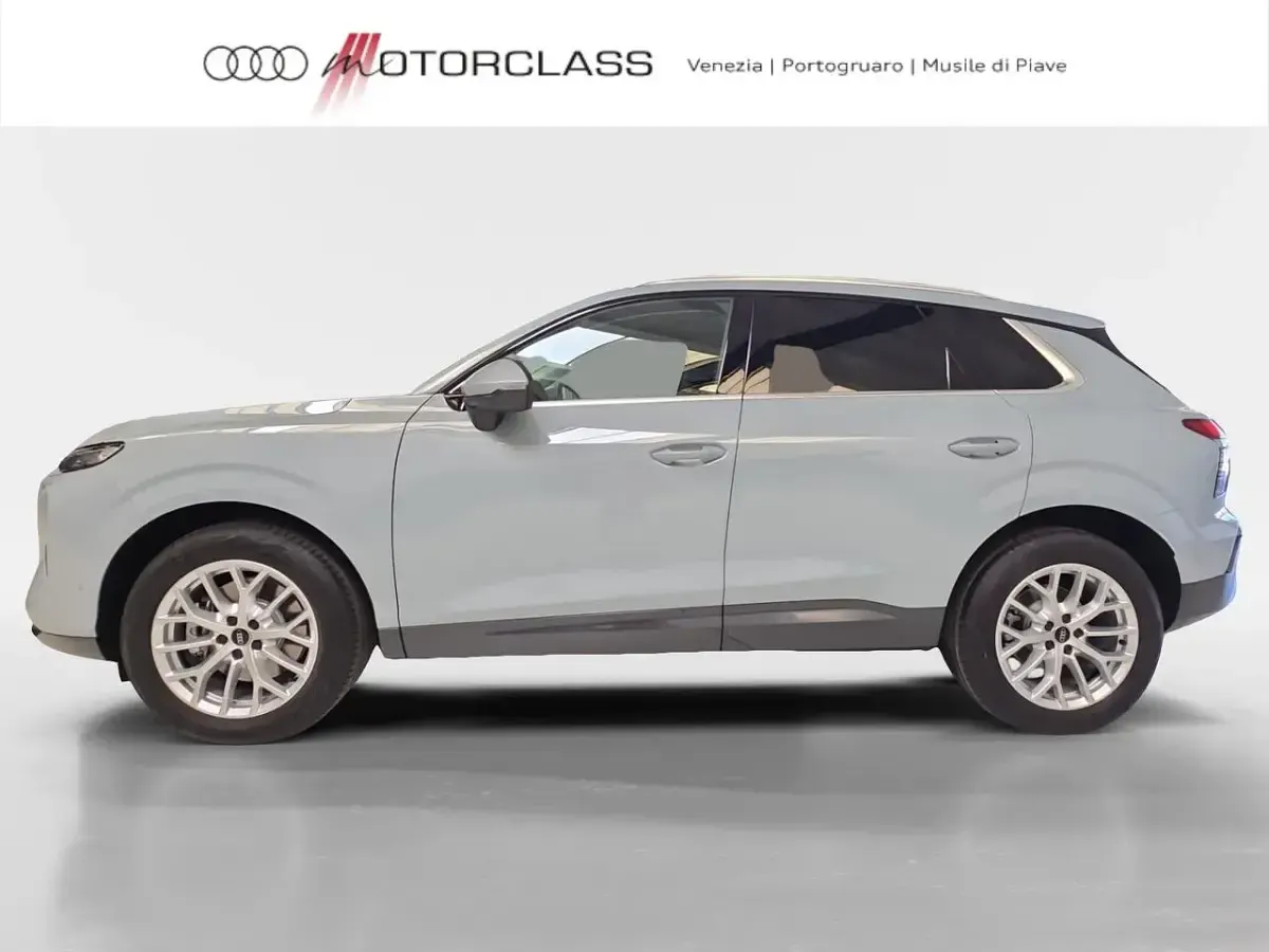 Nuova Audi Q3 Advanced 149 CV (109 kW) 2026 SUV
