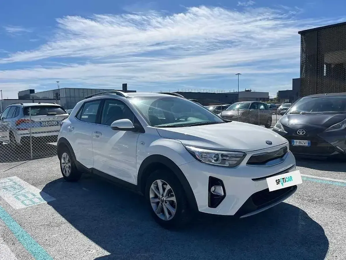 Occasion Kia Stonic Style 99 ch (72 kW) 2020 Blanc SUV