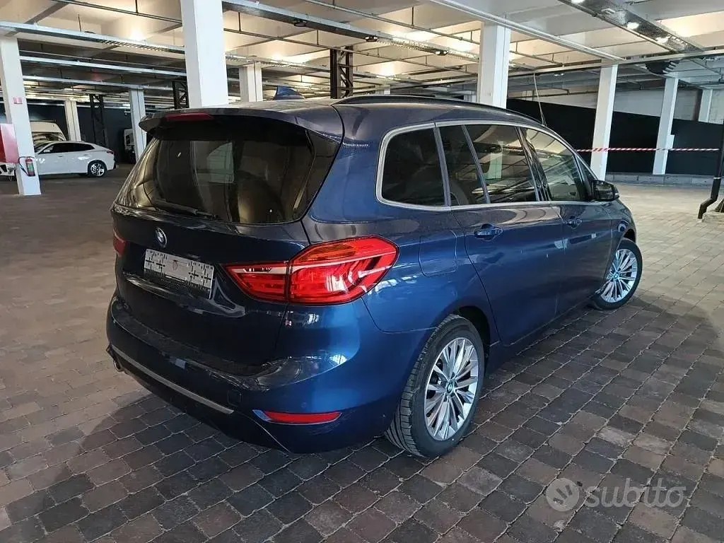 Usata BMW 216 Gran Tourer Luxury Line 109 CV (80 kW) 2022 Bluazzurro Monovolume