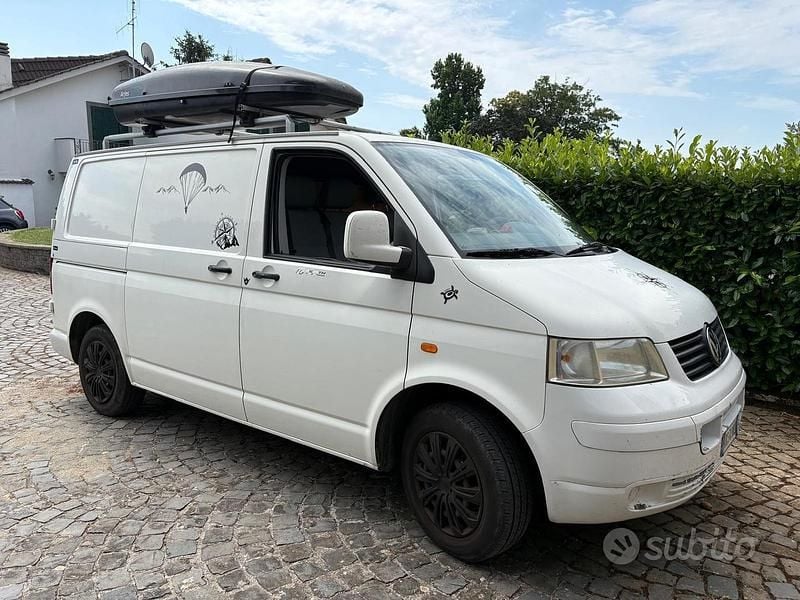 Usata VW T5 102 CV (75 kW) 2007 Bianco Furgone