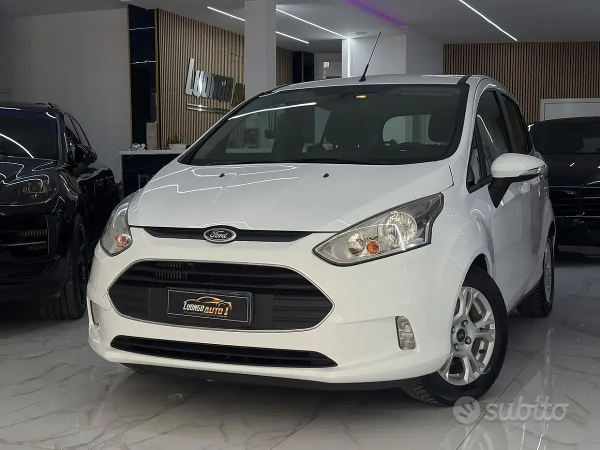 Usata Ford B-MAX Titanium 95 CV (69 kW) 2015 Bianco Monovolume