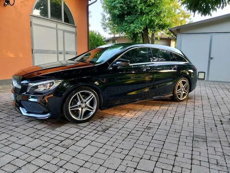 Usata Mercedes CLA220 Shooting Brake Premium 177 CV (130 kW) 2018 Station wagon