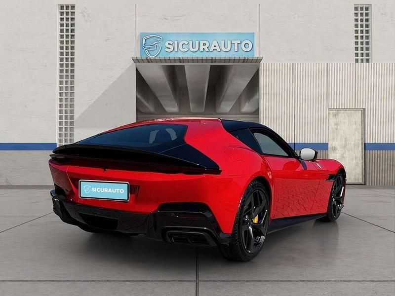Nuova Ferrari 12 Cilindri 829 CV (609 kW) 2025 Rosso scuderia Coupé
