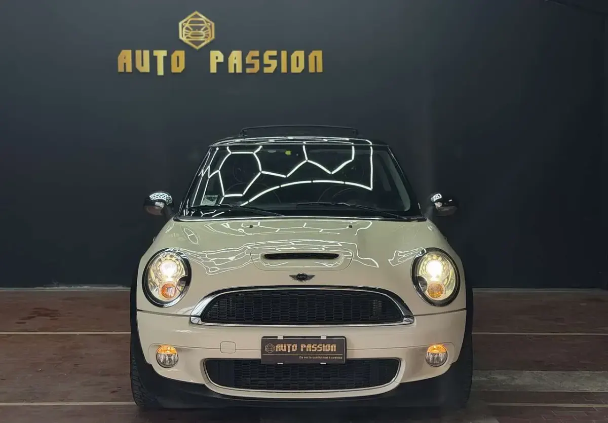 Usata Mini Cooper S 174 CV (127 kW) 2009 Other Utilitaria