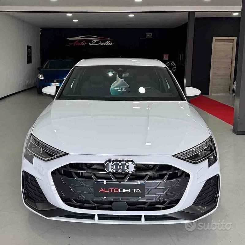 Usata Audi A3 150 CV (110 kW) 2024 Bianco Berlina