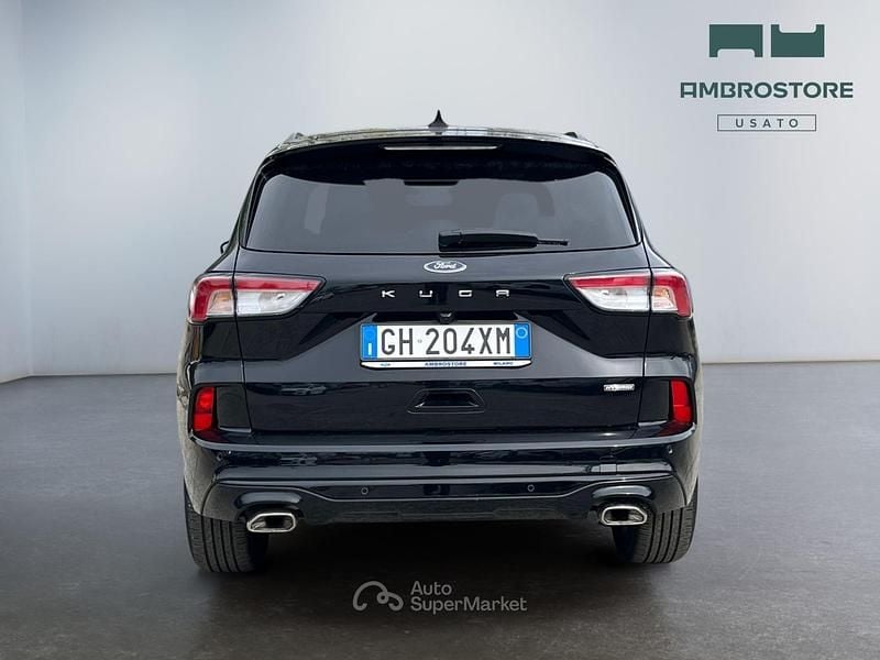 Usata Ford Kuga ST-Line 152 CV (111 kW) 2022 Agate black SUV