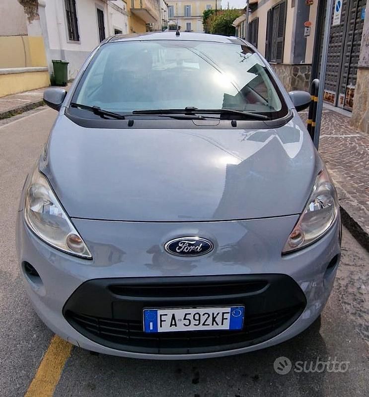 Usata Ford Ka 69 CV (50 kW) 2015 Grigio Utilitaria