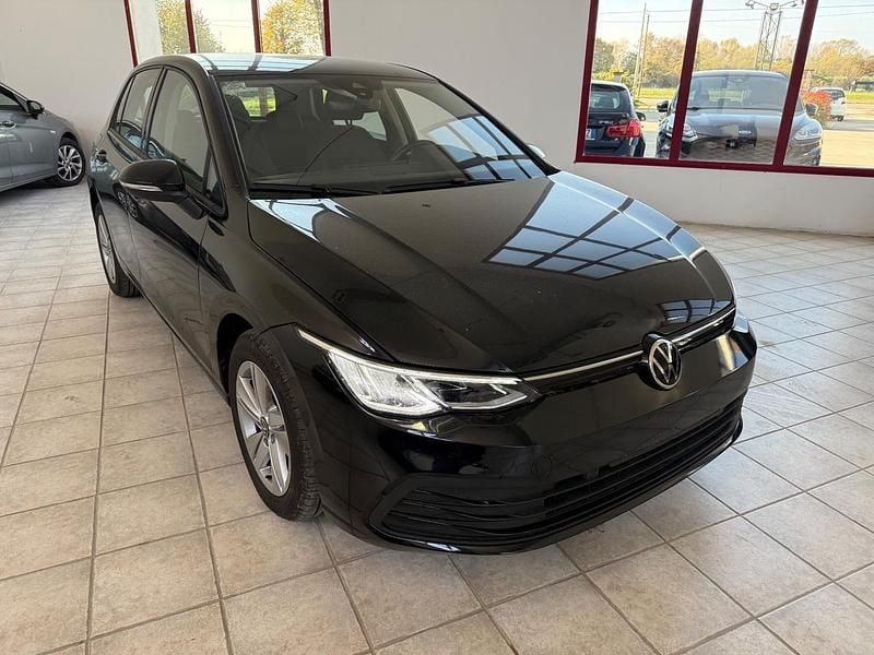 Usata VW Golf VIII Life 115 CV (84 kW) 2024 Nero Berlina