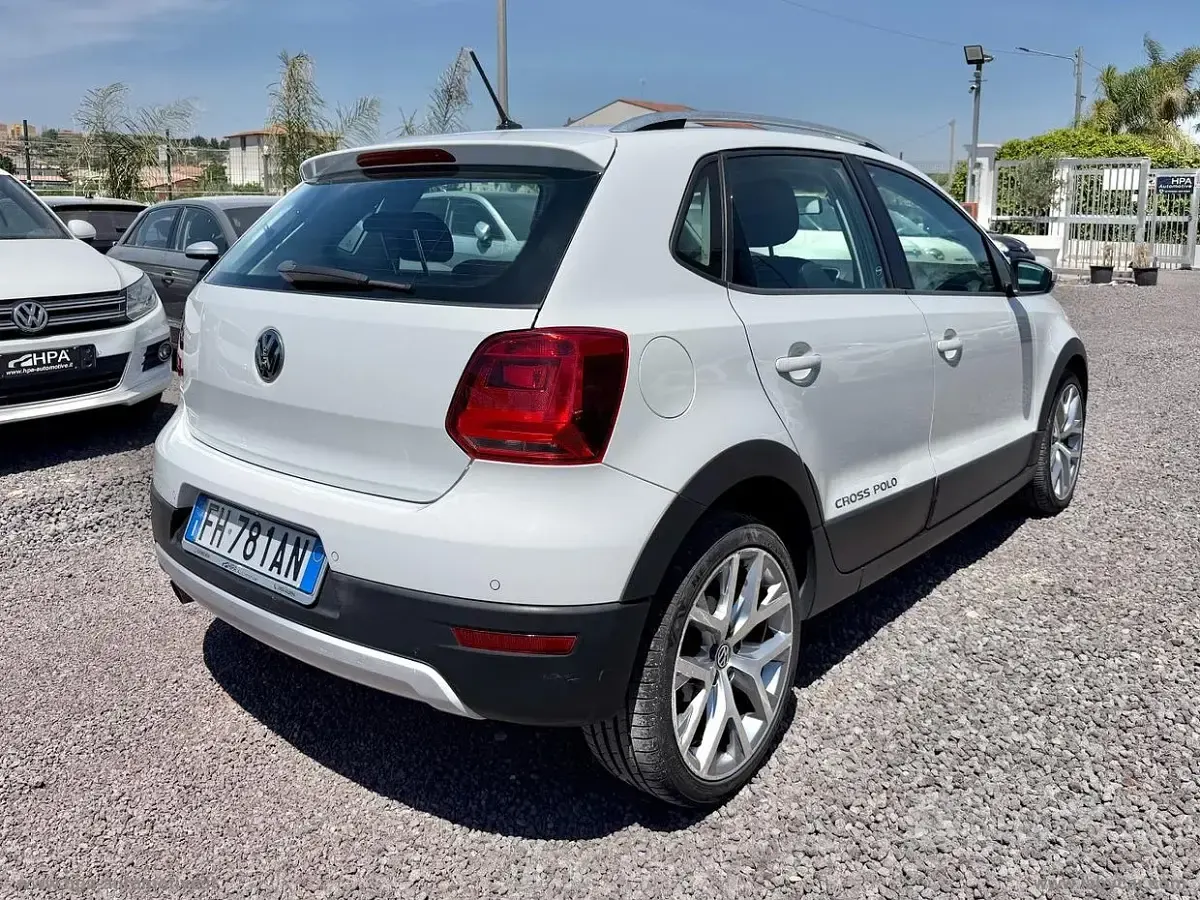 Usata VW Polo Cross 90 CV (66 kW) 2017 Utilitaria